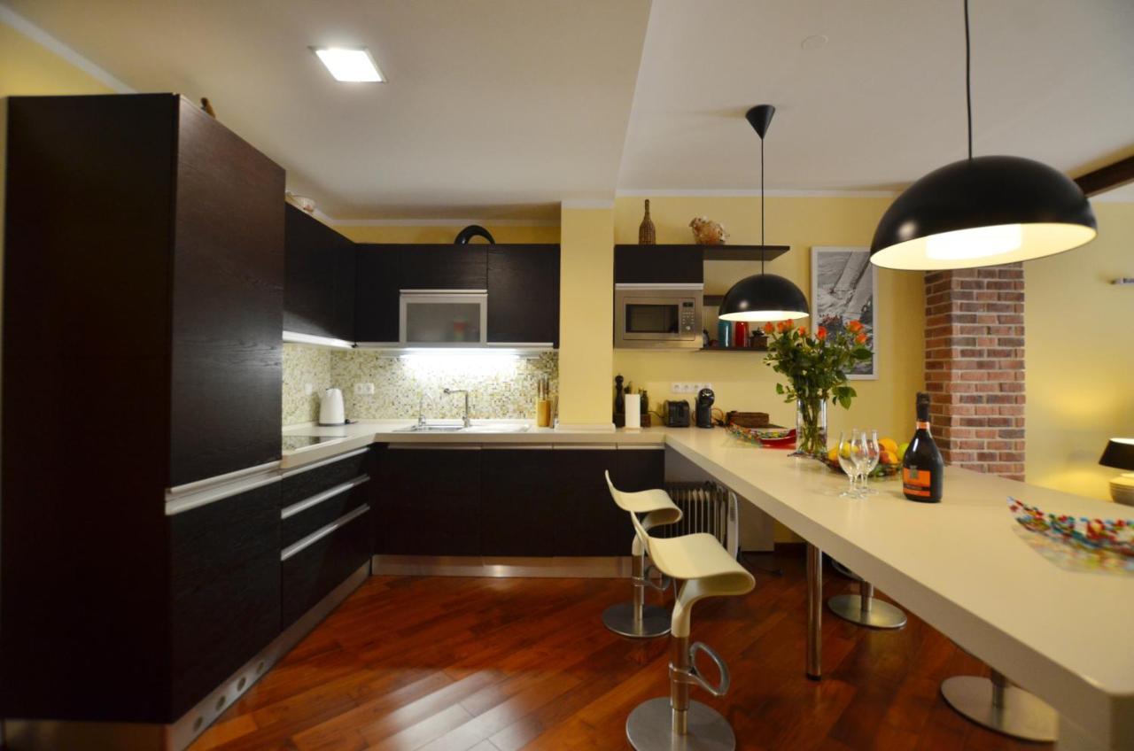 Apartment Delux روفينج المظهر الخارجي الصورة