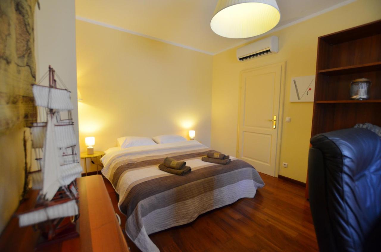 Apartment Delux روفينج المظهر الخارجي الصورة